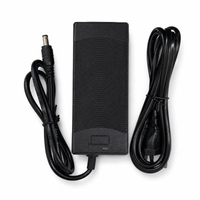 Cargador 12,6V 3A