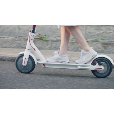 Guardabarros trasero para Xiaomi M365 y PRO (blanco)
