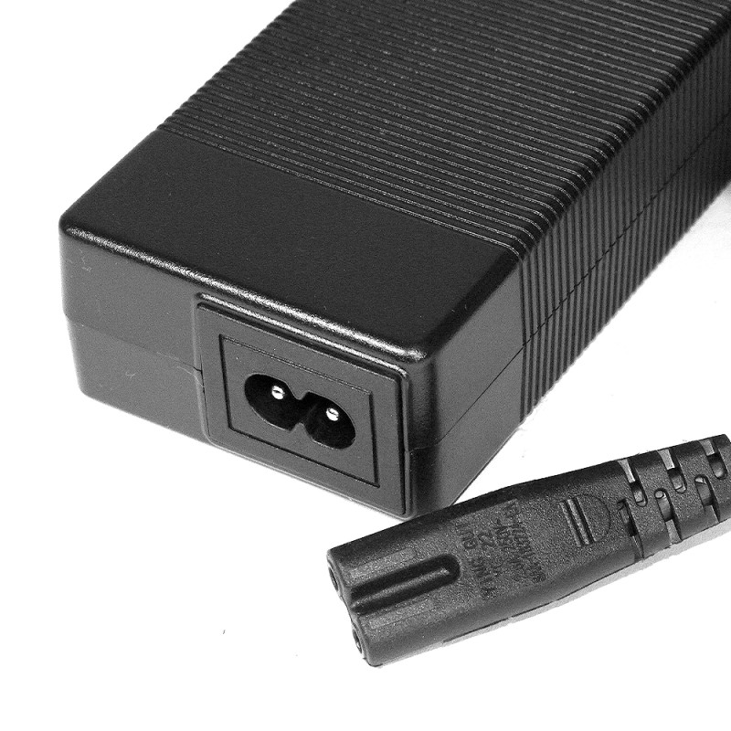 Cargador premium 42V 2A (conector 3 Pines GX16) [Suniik]