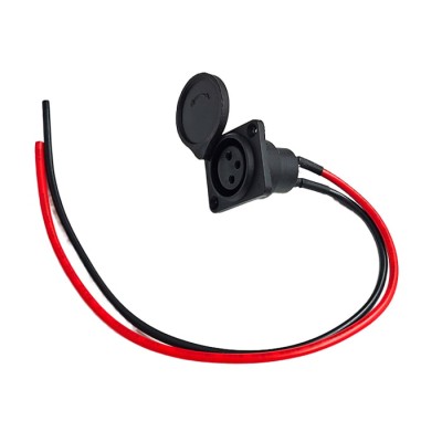 Puerto de carga XLR 3pin