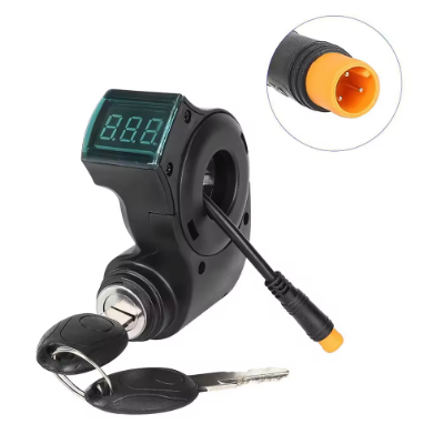 Llave de contacto universal con voltímetro