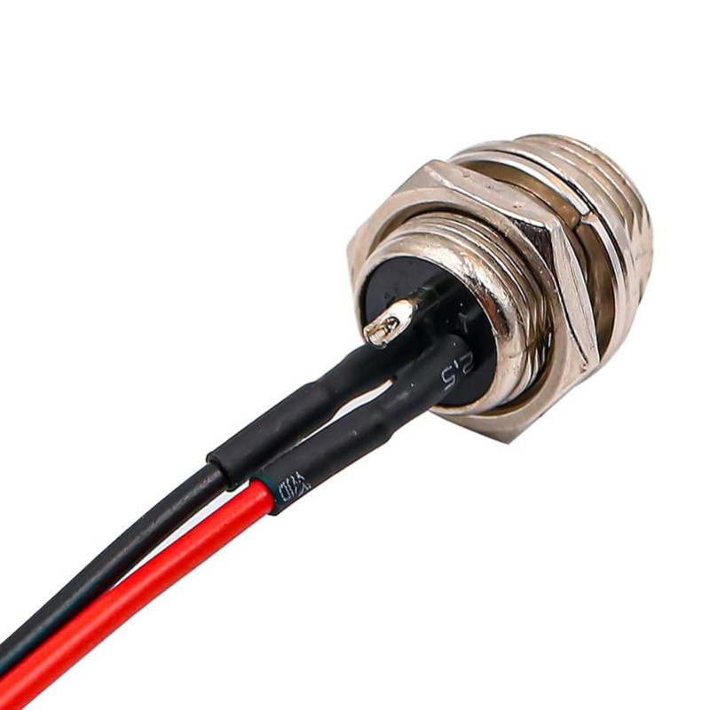 Puerto de carga GX16 con Conector bala